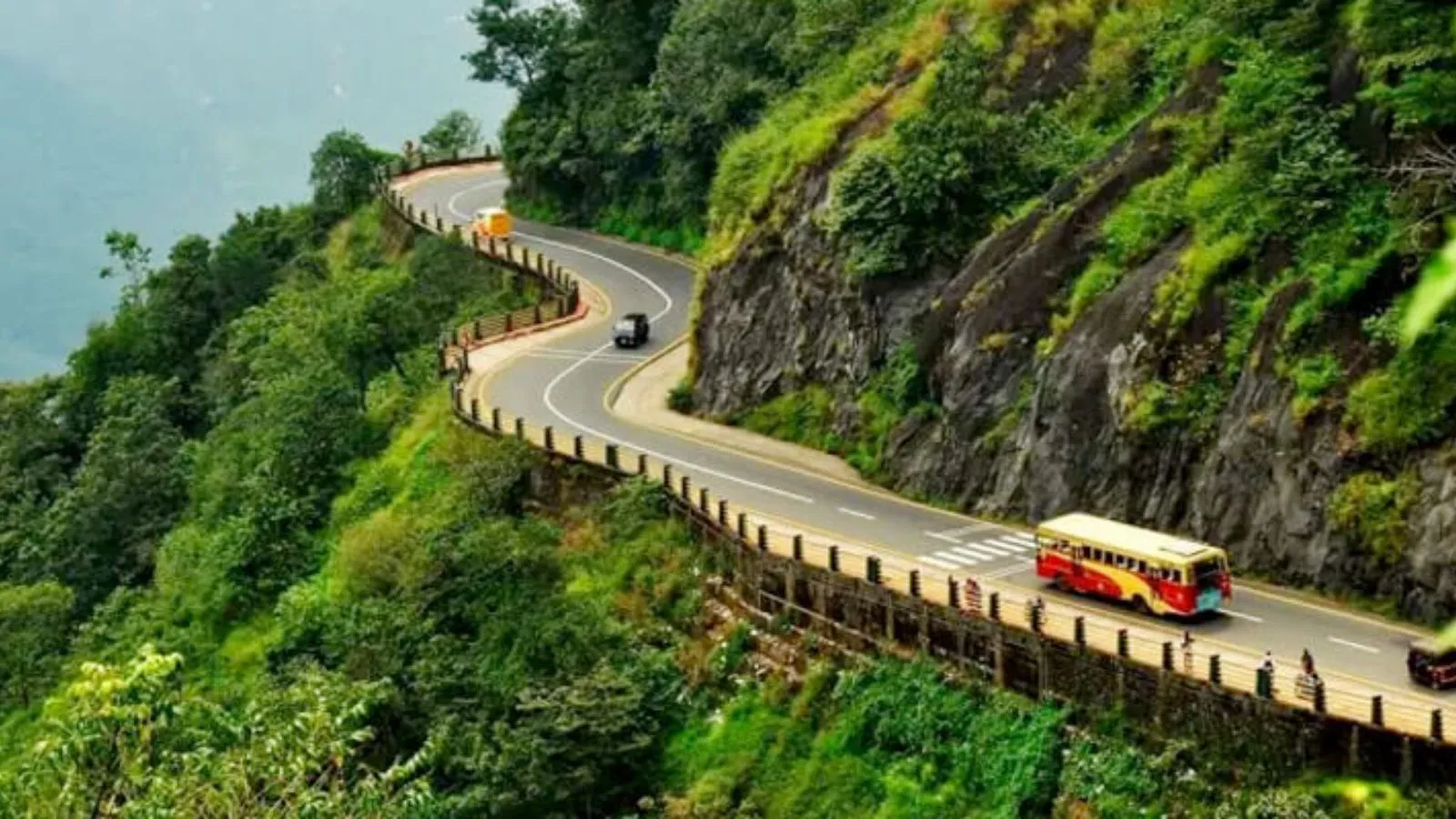 kerala summer vacation | Kerala Top 5 Hill Stations | kerala famous tourist places | munnar hill stations | best summer vacation destination in kerala