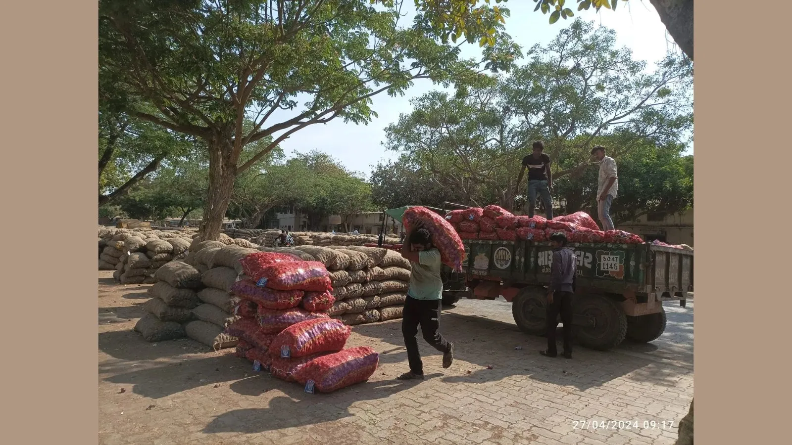 Gujarat Farmers Voters Problem minds