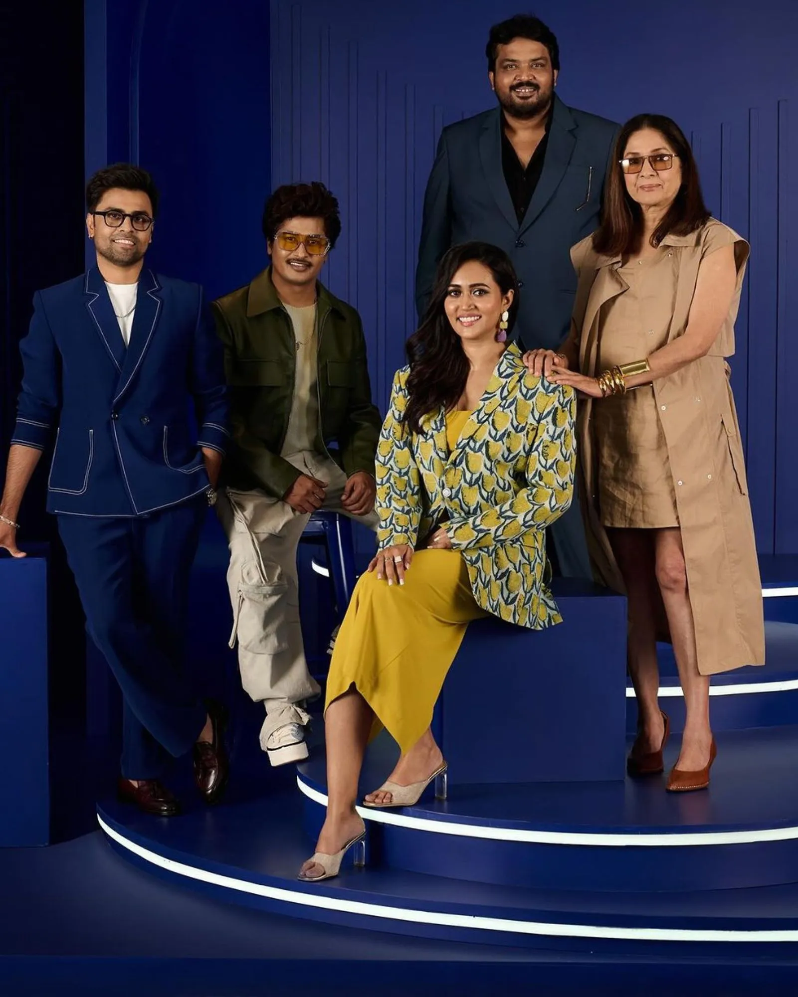 Neena Gupta Panchayat Cast