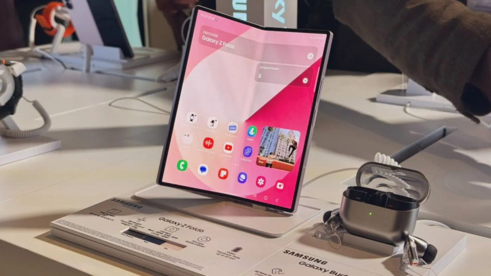 Samsung Galaxy Z Fold 6 launch | Samsung Galaxy Z Fold 6 price | Samsung Galaxy Z Fold 6 price | Samsung Galaxy Z Fold 6 specifications | Samsung Galaxy Z Fold features | Samsung Unpacked | Samsung Galaxy Unpacked | Samsung Foldable smartphone