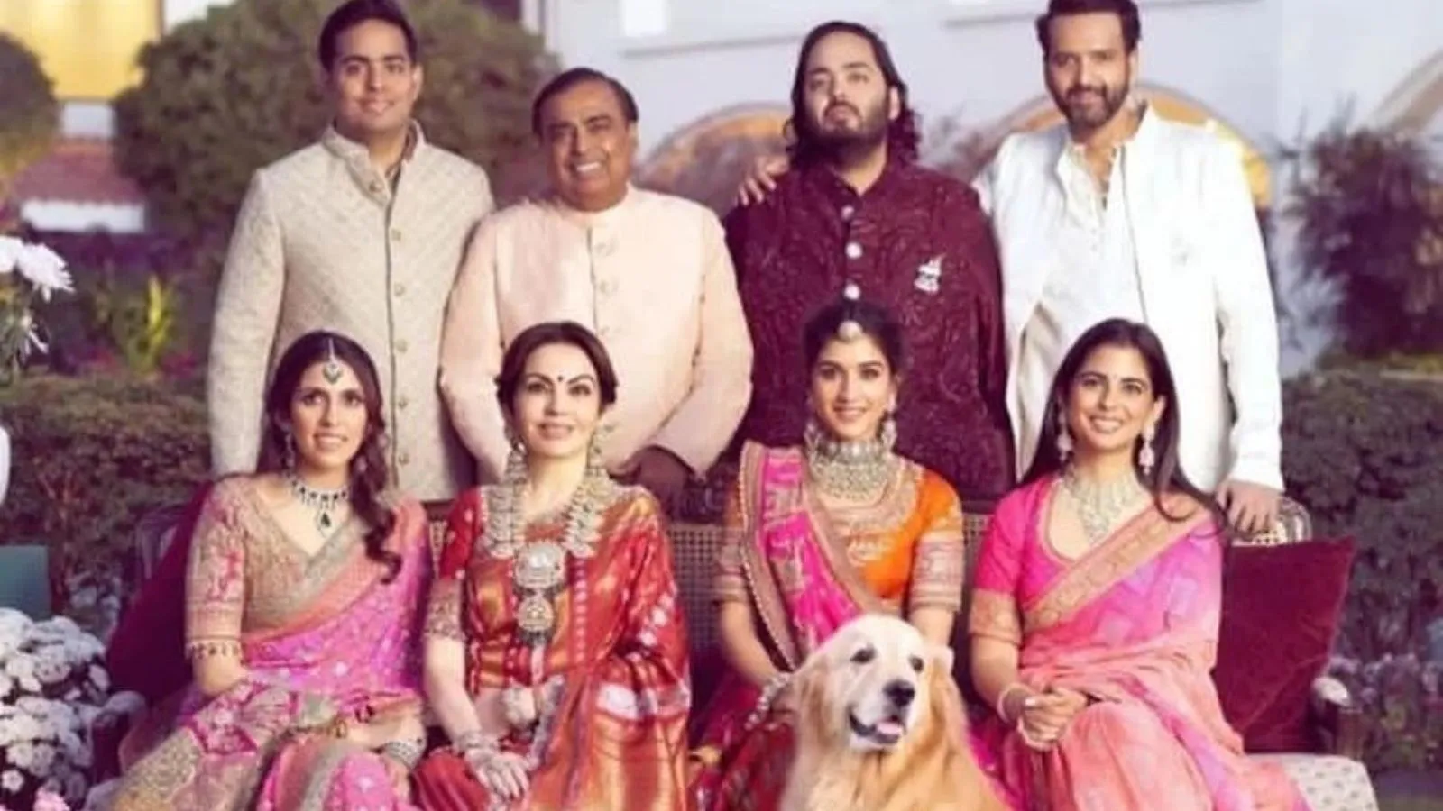 anant ambani radhika merchant wedding | anant radhika wedding Photo | ambani family wedding | anant radhika wedding dress | Mukesh ambani | nita ambani | anant ambani radhika merchant wedding Photo | anant ambani radhika merchant wedding video