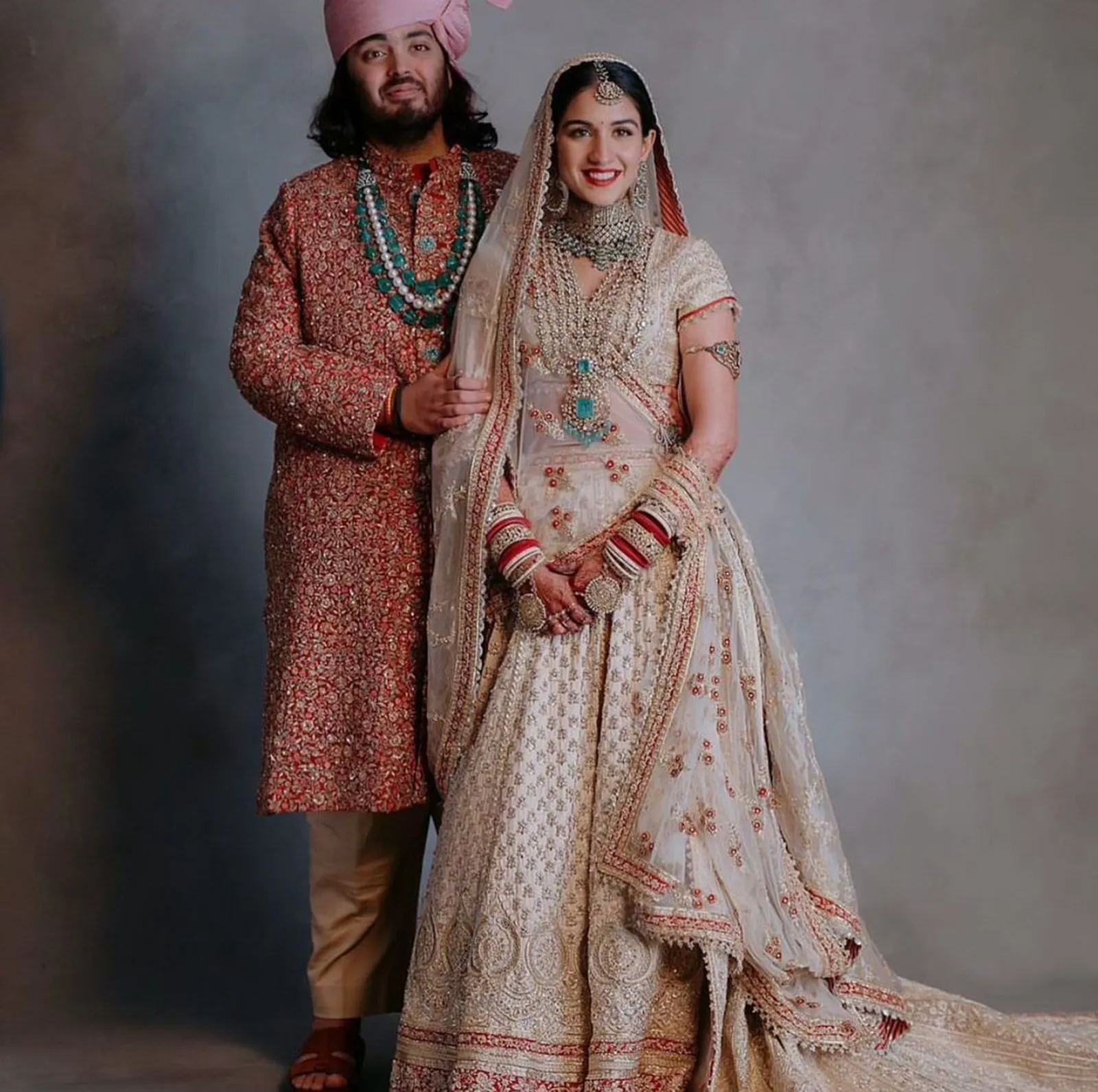 anant ambani radhika merchant wedding dress | radhika merchant wedding dress | radhika merchant wedding bridal look | radhika merchant wedding bridal look