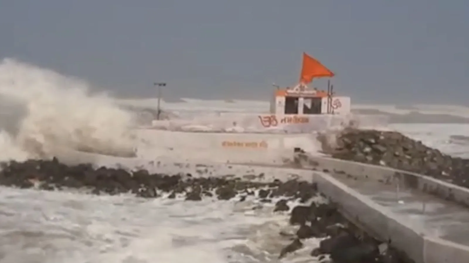 Bhadkeshwar Mahadev, lord shivas temples, maheshwar, mahadev,