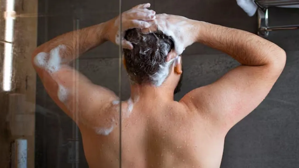 ઠંડા પાણીમાં નાહવાના ફાયદા હેલ્થ ટિપ્સ