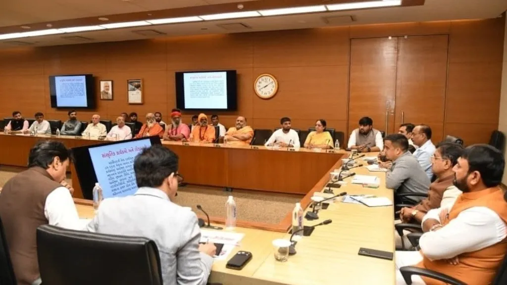 Junagadh maha shivratri melo, Dy CM Harsh Sanghavi, Junagadh bhavnath melo, Girnar taleti, ravedi, naga sadhu, shahi snan, Gujarat festival