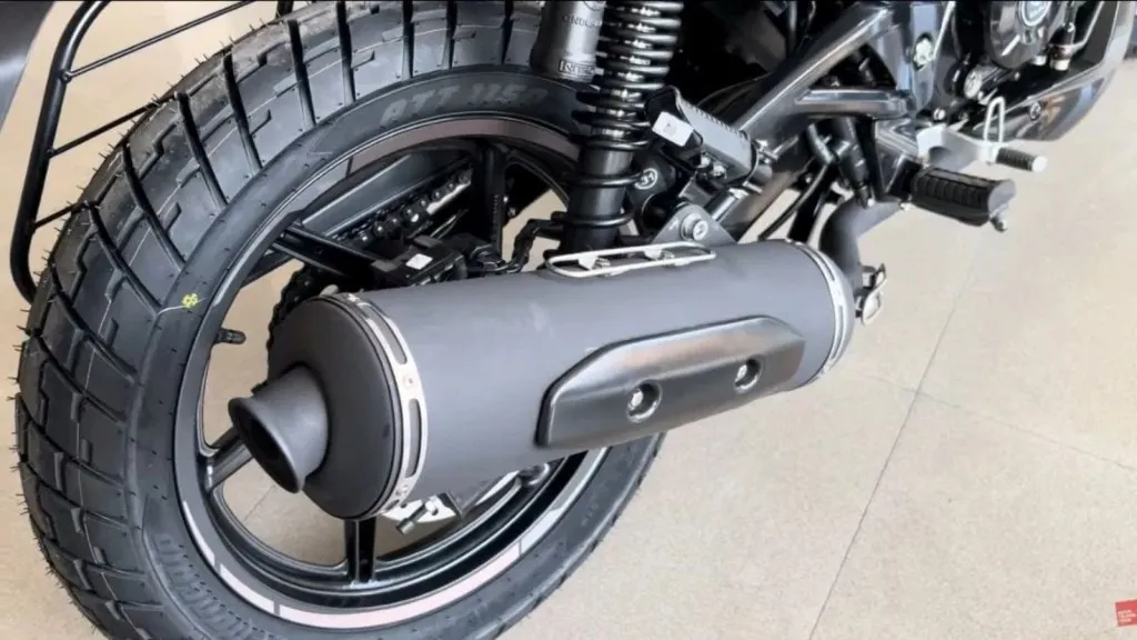 2026 Bajaj Pulsar 220F, બજાજ પલ્સર 220 એફ