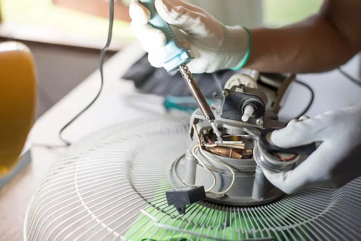 clean ceiling fan maintanance