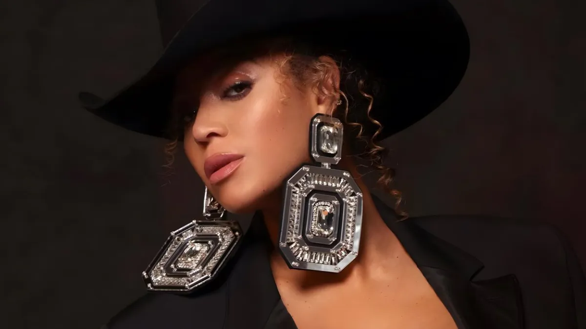 Beyonc&eacute; Texas Hold 'Em Remix