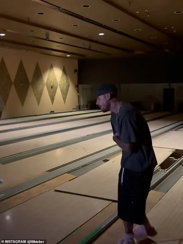 Justin Bieber thrills fans as he returns to the bowling alley where he  filmed Baby music video | Daily Mail Online