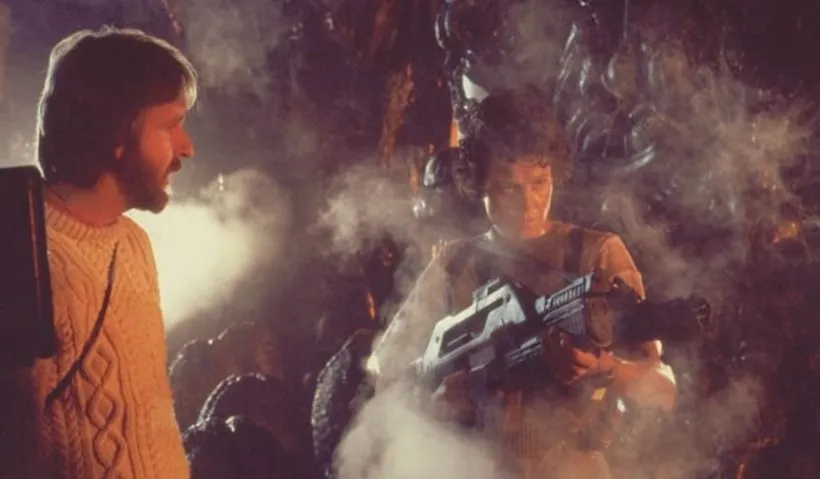 Comic-Con: James Cameron praises Neill Blomkamps' ALIEN 5, says ALIEN 3 was  "dumb"