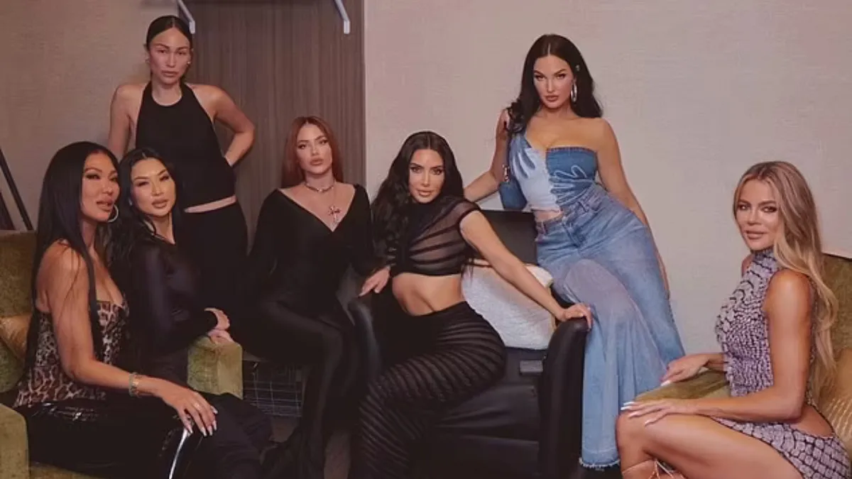 Kourtney Kardashian Travis Barker 