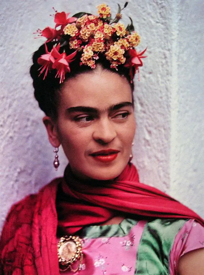 Uncovering Clues in Frida Kahlo's Private Wardrobe | Collectors Weekly