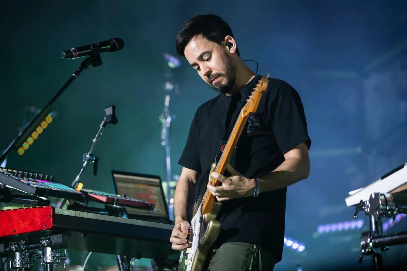 Linkin Park's Mike Shinoda Shares Tense New Song 'Fine' &ndash; Rolling Stone