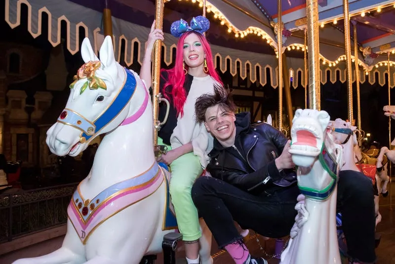 halsey and yungblud pose at disneyland