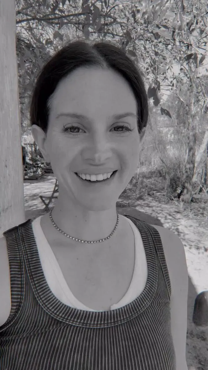 Lana Del Rey Online's Video on X