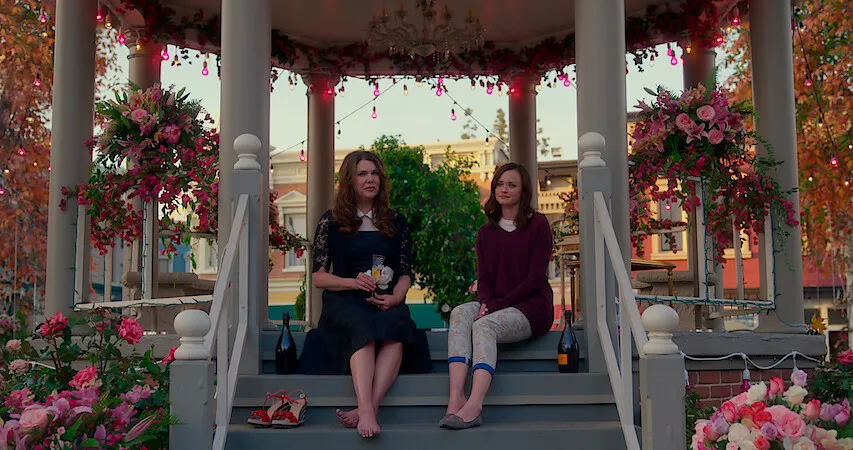 How Did Gilmore Girls End? Original and A Year in the Life Endings  Explained - Netflix Tudum