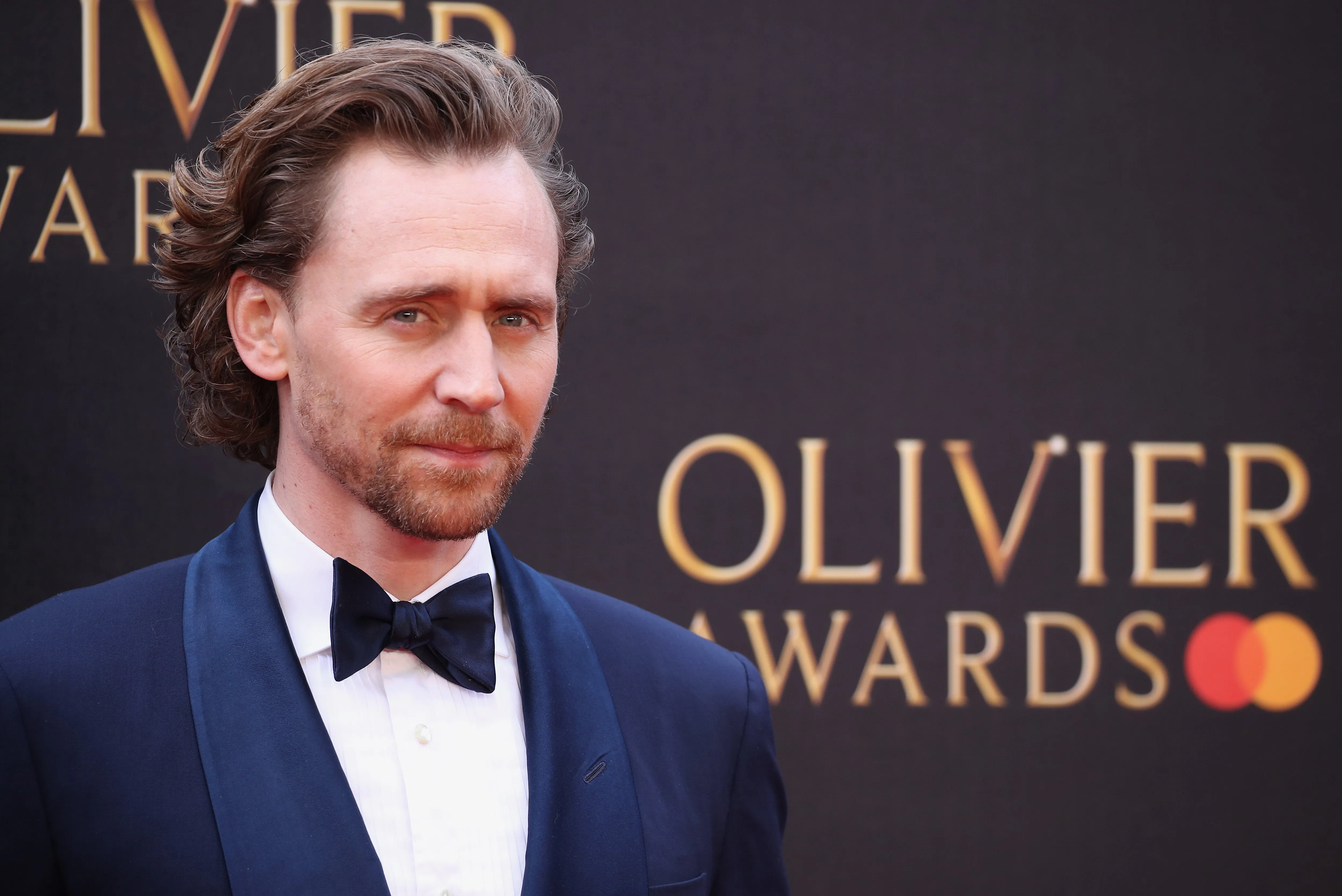 Tom Hiddleston Hopes His Character Loki Coming Out As Bisexual Was  'Meaningful' | HuffPost Entertainment