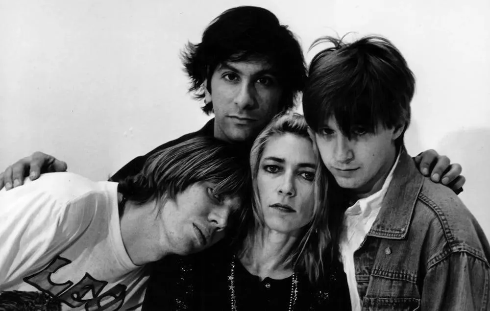 Sonic Youth's First Decade - Burning Ambulance