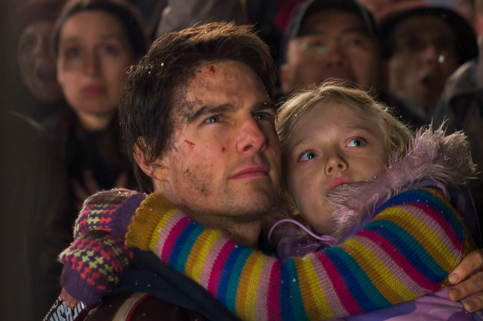 Dakota Fanning Tom Cruise Gift