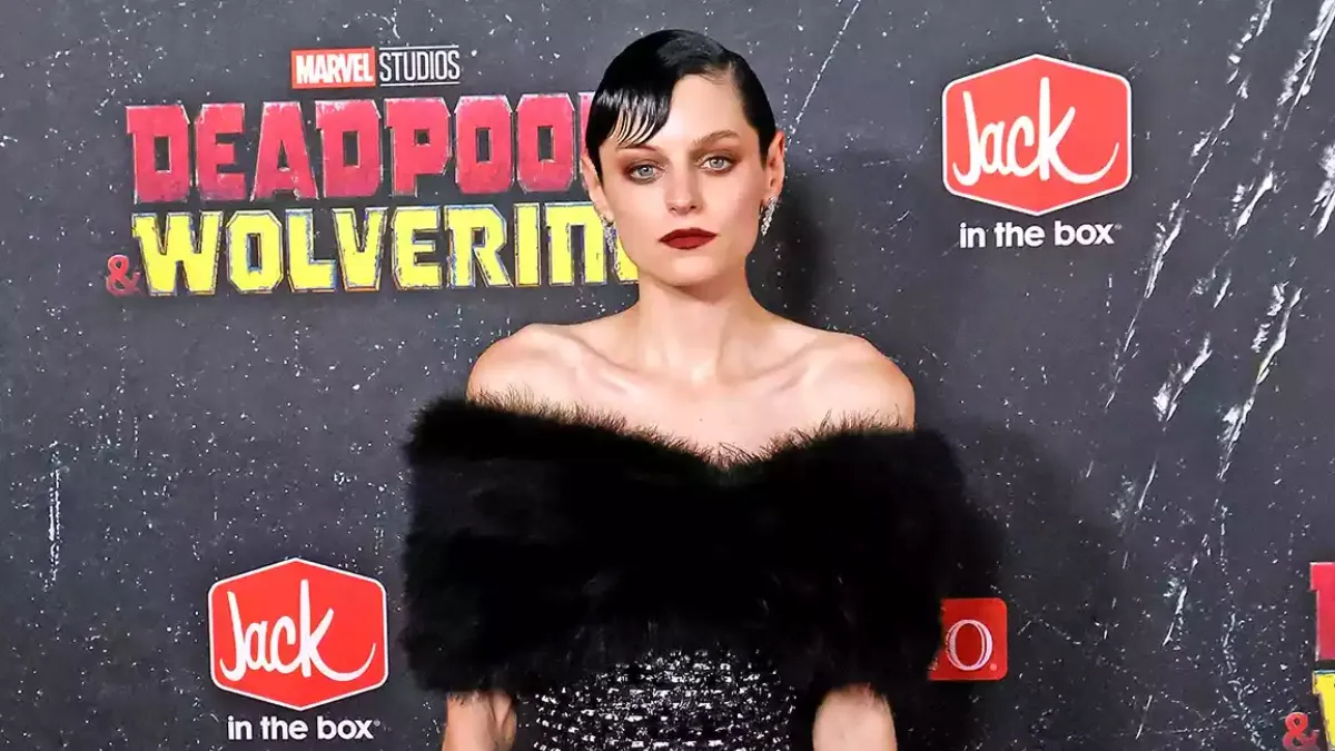 Emma Corrin Deadpool Wolverine