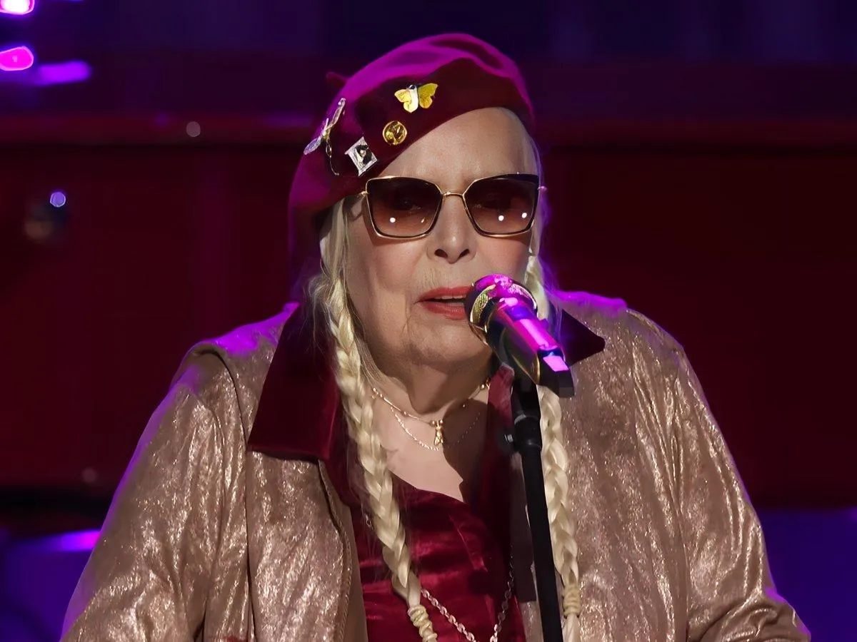 Cameron Crowe reveals plan for Joni Mitchell biopic