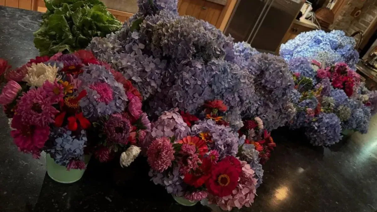 Blake Lively Floristry