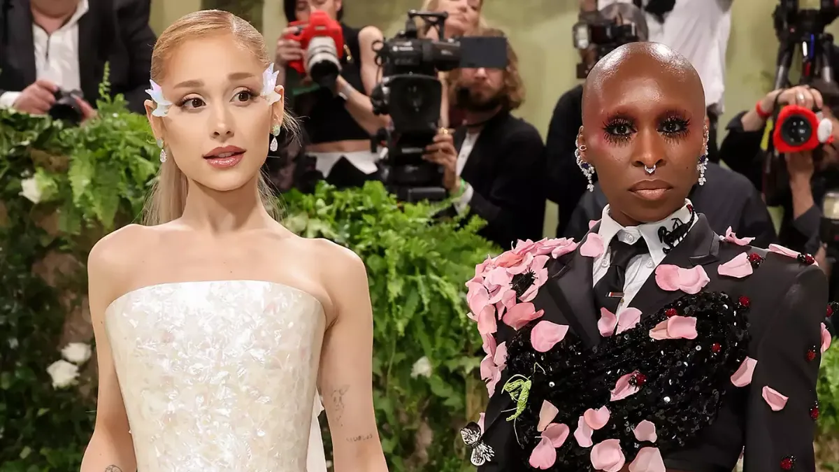 Ariana Grande Swarovski