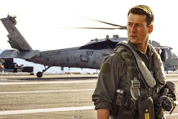 Glen Powell Blue Angels
