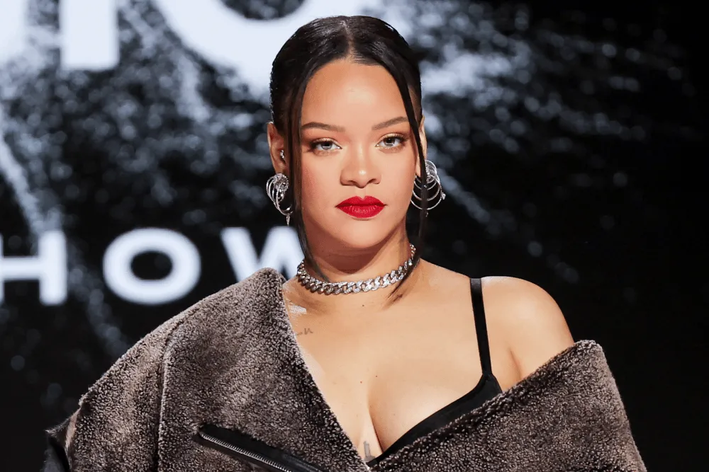 Rihanna Super Bowl Setlist Is On 39th Version, New Music Is 'Weird'