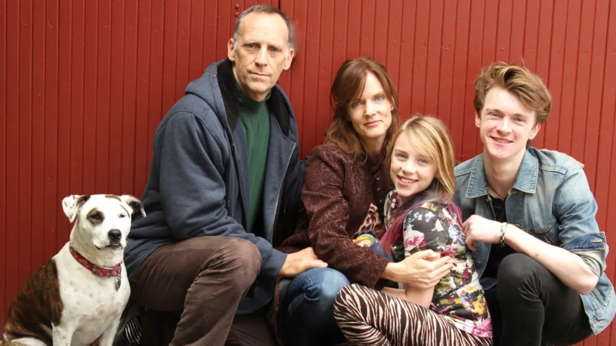 E:\Social Media Data\Downloads\Untitled design.png