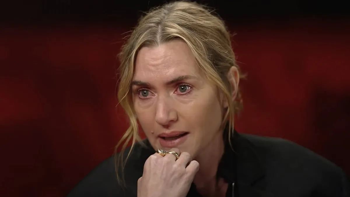 It Was Horrific': Kate Winslet Breaks Downs As She Recalls Painful  Body-Shaming Experience After Titanic Success