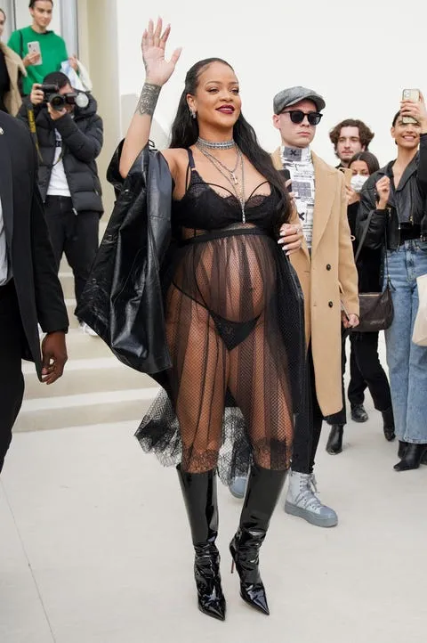 mandatory credit photo by scott garfittshutterstock 12828657o<br />
rihanna<br />
dior show, departures, autumn winter 2022, paris fashion week, france   01 mat 2022