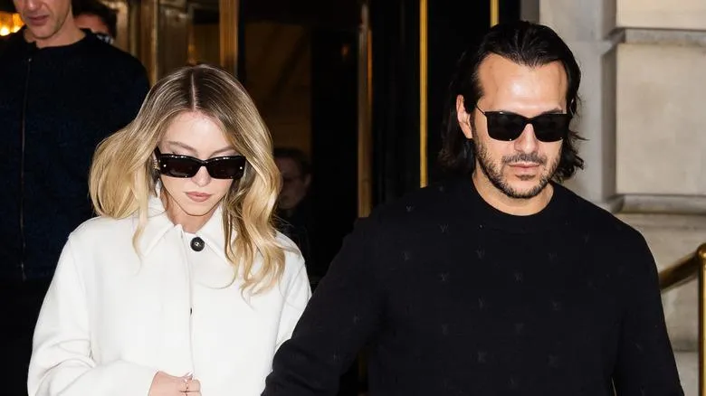 Sydney Sweeney & Jonathan Davino's Relationship Is Weird (Here's Why)