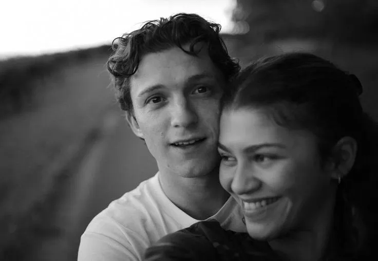 🚨Chloe Cherry reveals that Tom Holland would frequently visit Zendaya on  the set of 'Euphoria' season 3 last year.