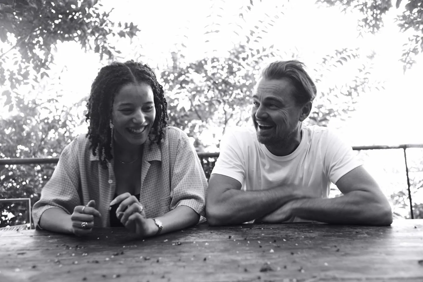 Leonardo DiCaprio Fan on X: "Father and daughter! Leonardo DiCaprio and  Chase Infiniti behind the scenes of 'One Battle After Another'.  https://t.co/lrmMTN0E7N" / X