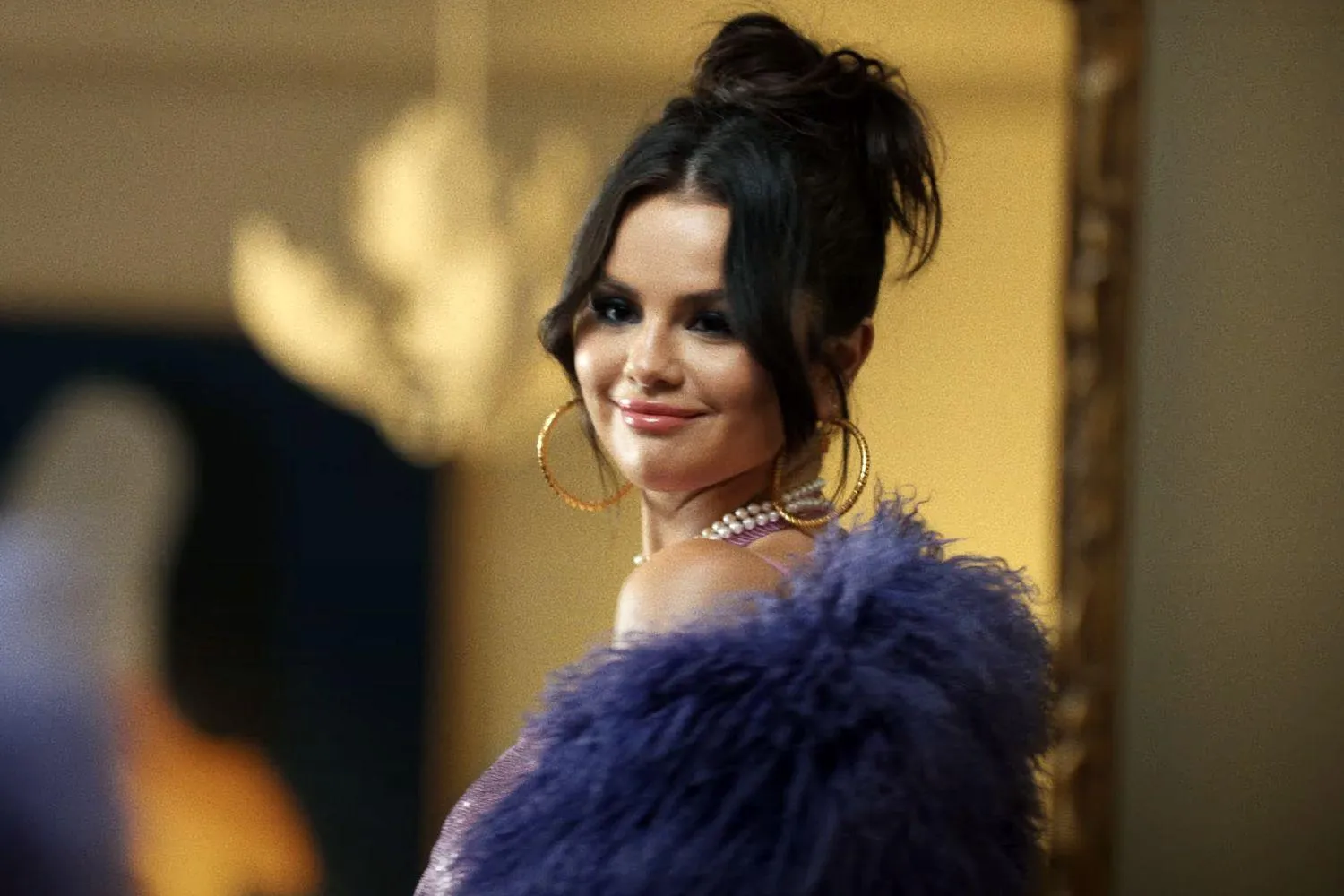 Selena Gomez Includes 'Sex and the City' Easter Egg in the 'Single Soon'  Music Video