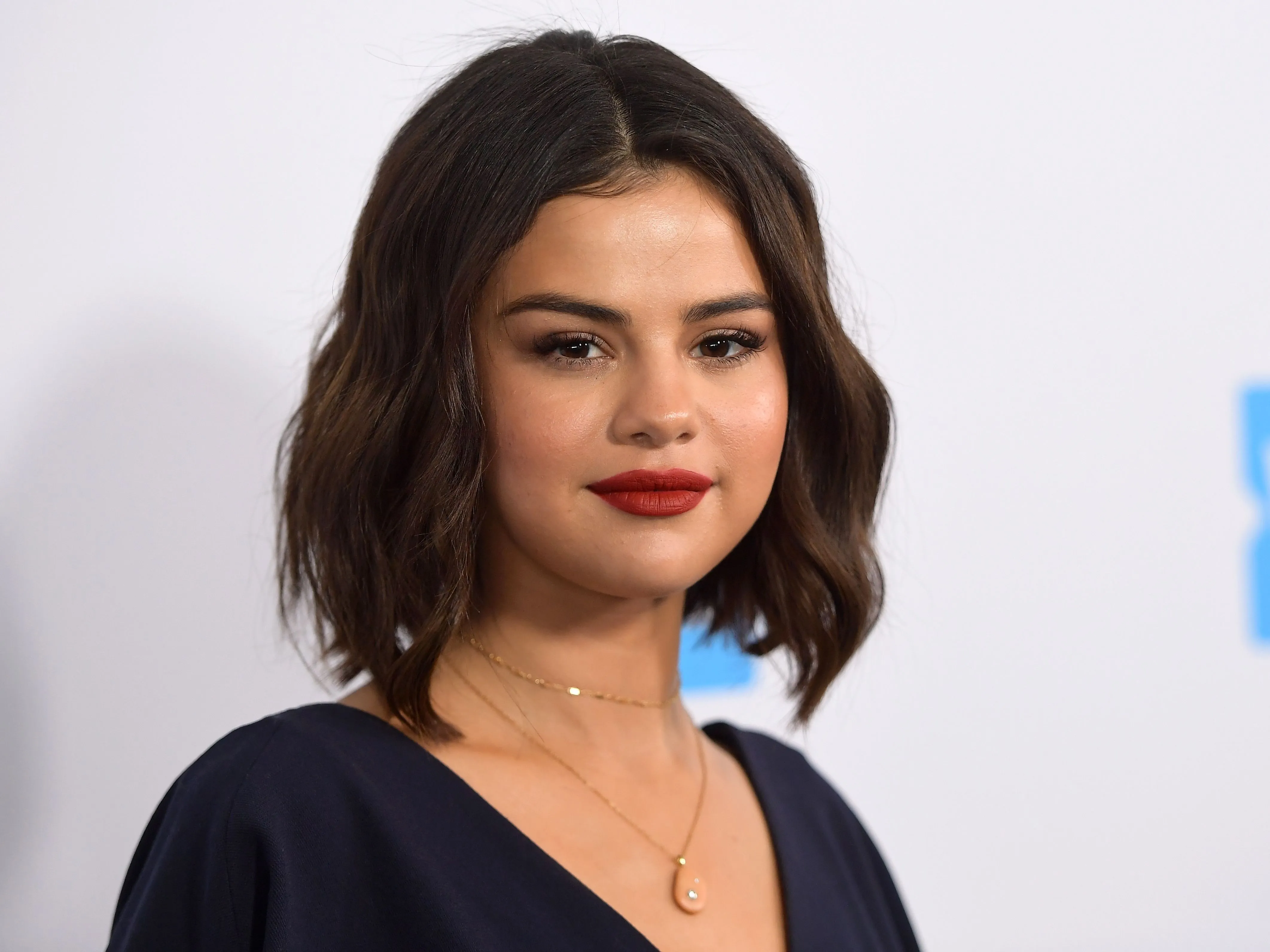 Selena Gomez Becomes 'Best Friends' With Young Kidney Disease Survivor |  SELF