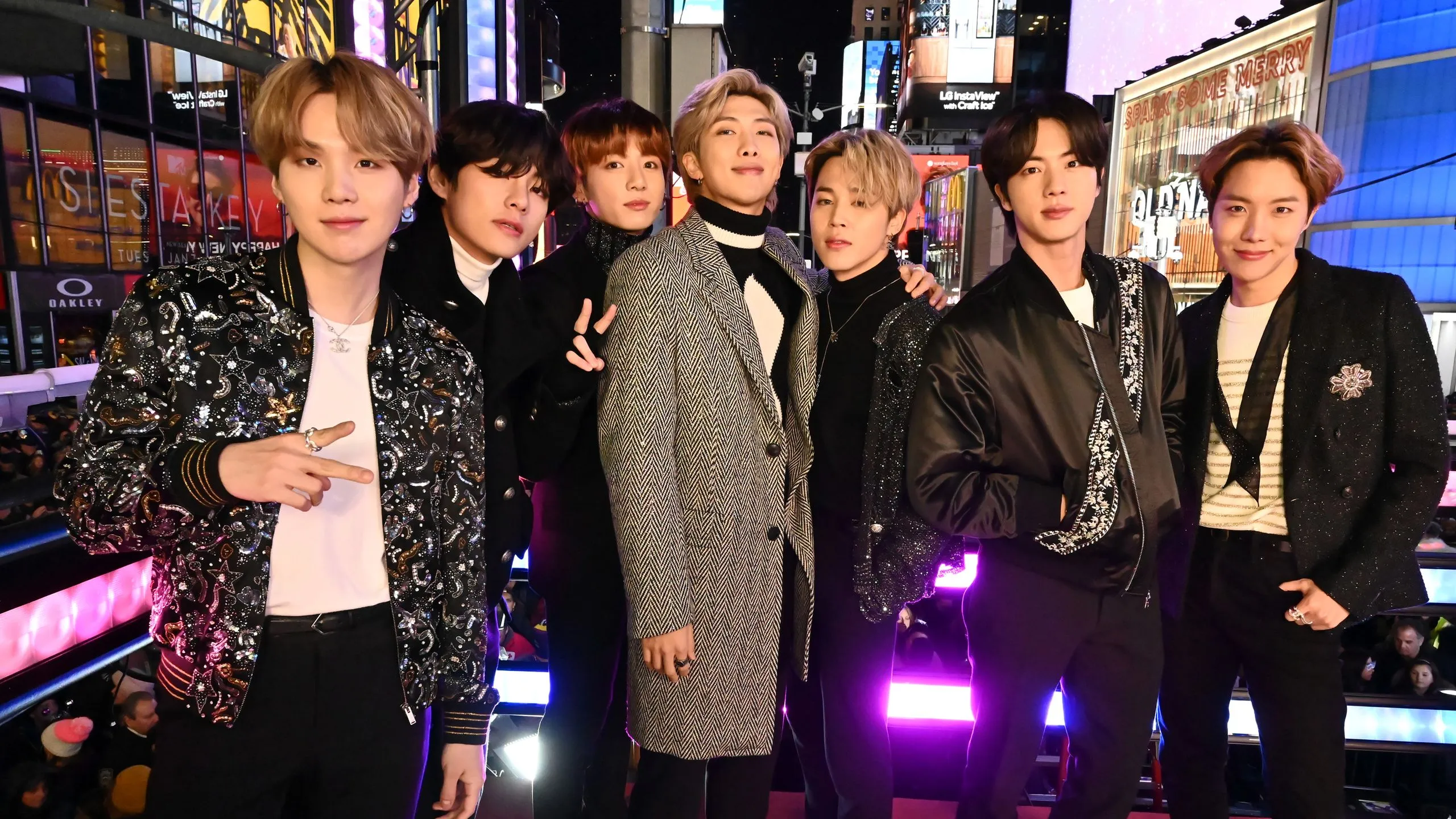 All BTS Members Are Now in Military Service But Plan to Reunite in 2025 |  Teen Vogue