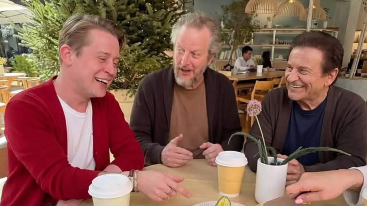 Home Alone stars Macaulay Culkin, Joe Pesci and Daniel Stern reunite after  35 years, fans can't keep calm: See pics