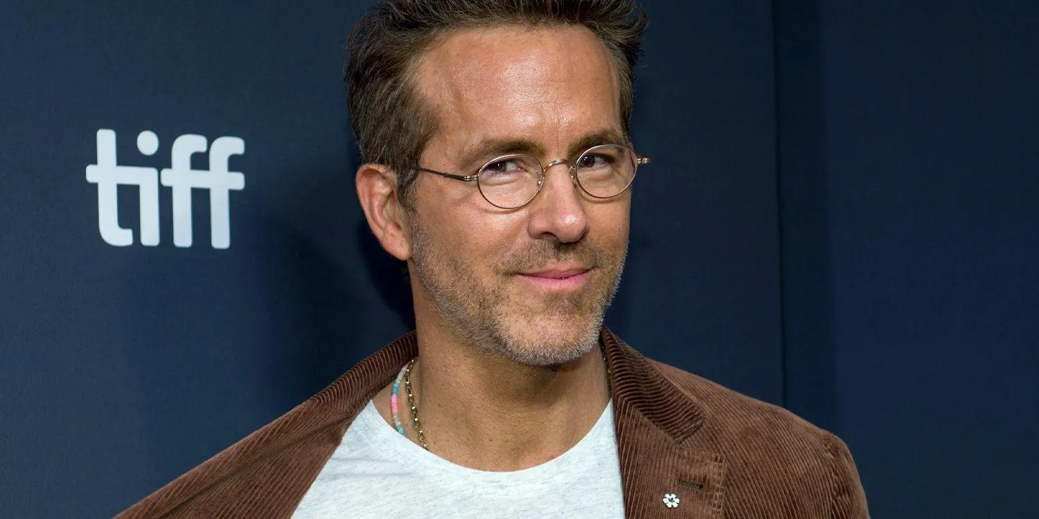 Ryan Reynolds to Reboot Clint Eastwood & Jeff Bridges' Crime Thriller  Thunderbolt & Lightfoot