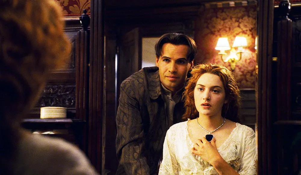 Titanic' Pictures: Photos of the Epic Movie &ndash; Hollywood Life