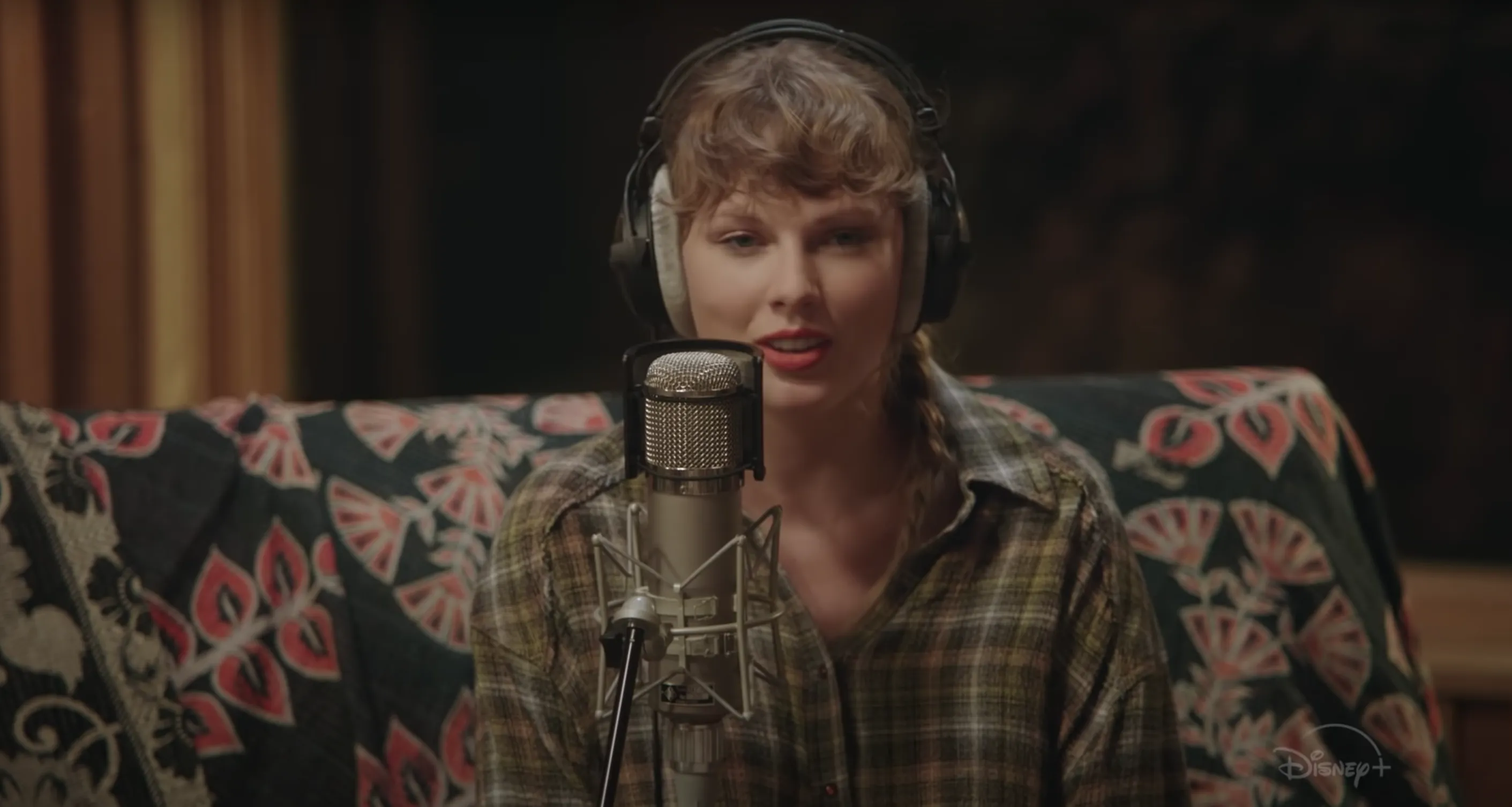 Taylor Swift's 'Folklore' Disney+ Documentary Illuminates Songwriting