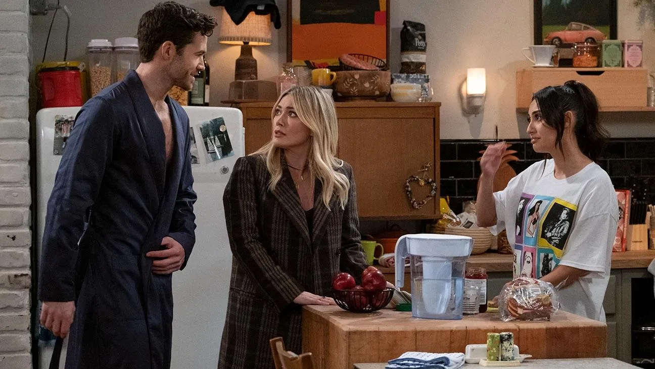 Hulu's 'How I Met Your Father': TV Review