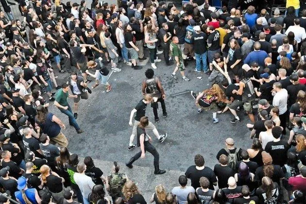 Mosh Pits 
