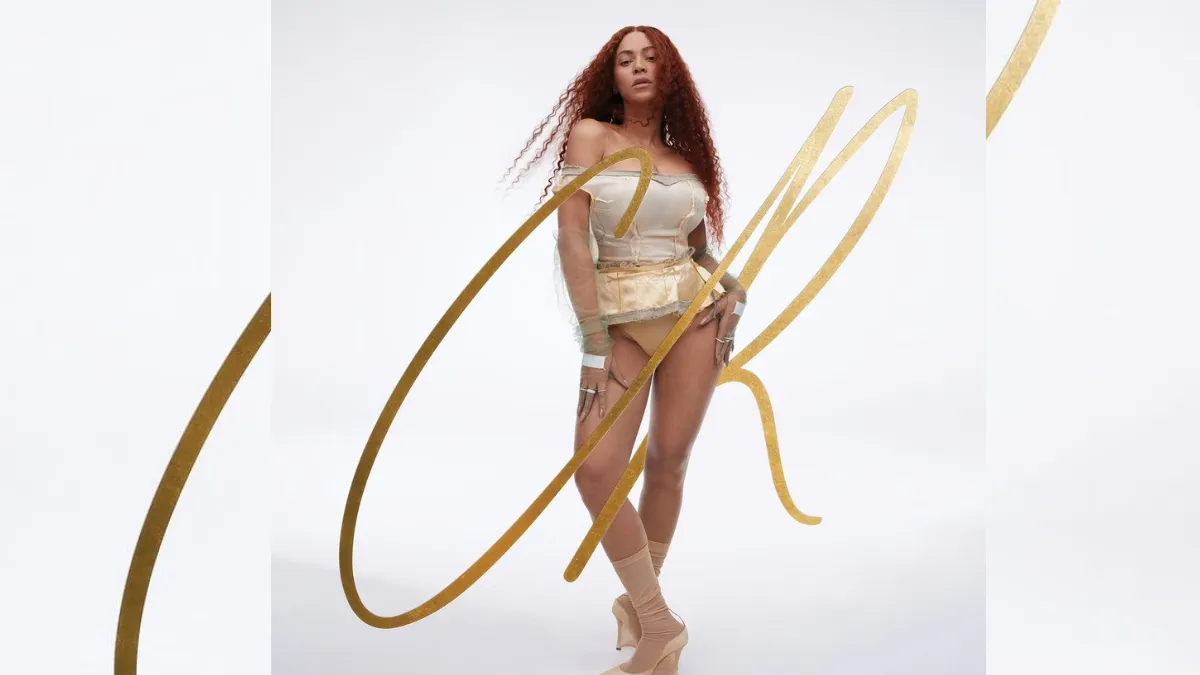 Beyonc&eacute; Book Shoot