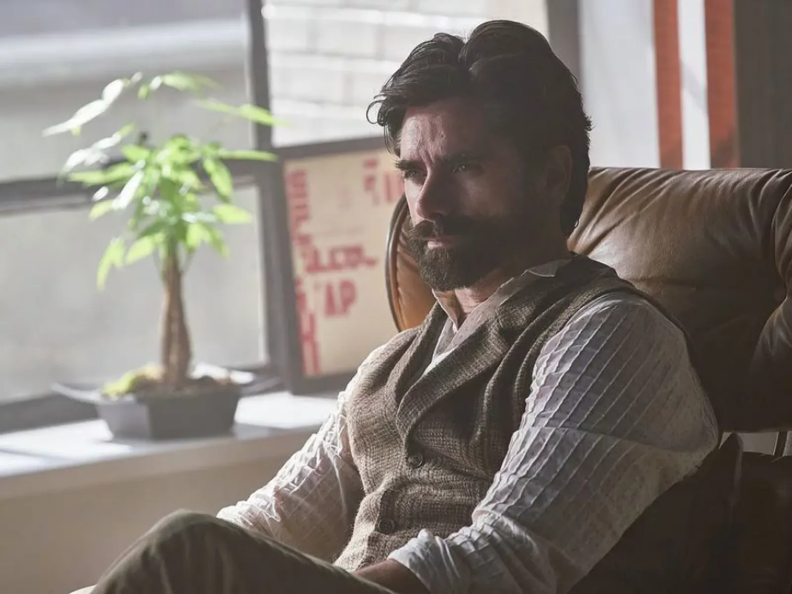 You Season 5 Returning Characters