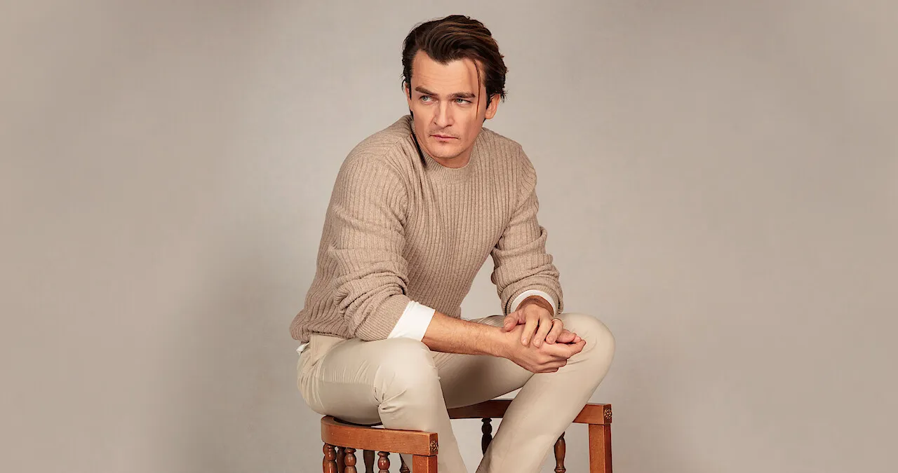 Rupert Friend Jurassic World