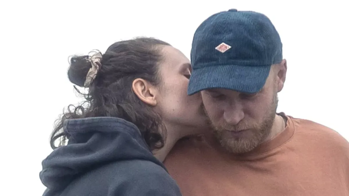 Bessie Carter Sam Phillips