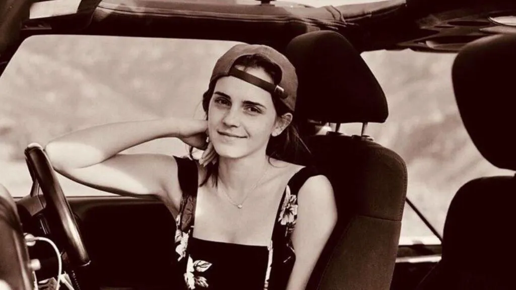 Emma Watson Can't Drive Anymore - Backfire News