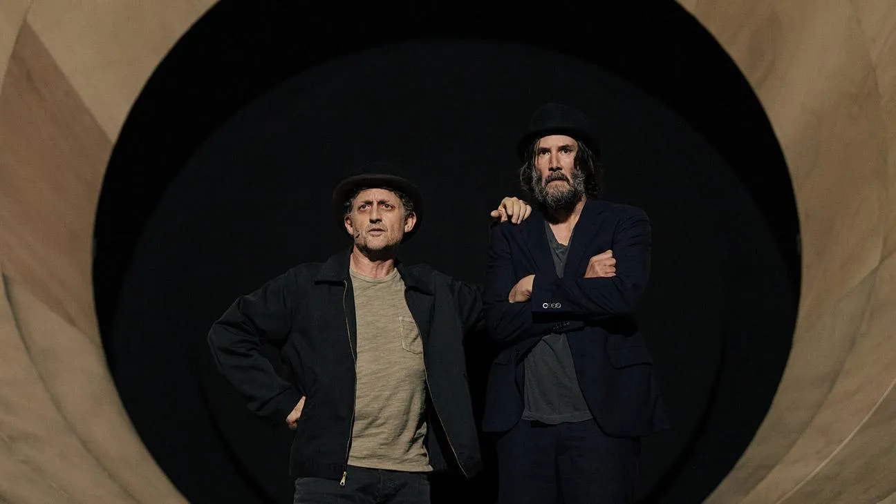 Waiting for Godot' Review: Keanu Reeves and Alex Winter on Broadway